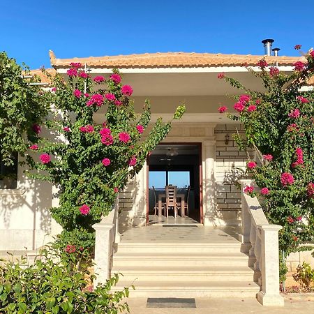 Villa Serenity Agia Marina  Dış mekan fotoğraf